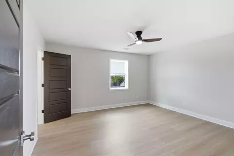 Bedroom - 1017 Regency Rd, Danville, KY 40422 photo 8 of 11