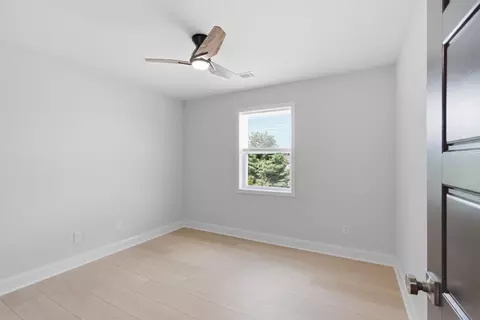 Bedroom - 1017 Regency Rd, Danville, KY 40422 photo 3 of 11