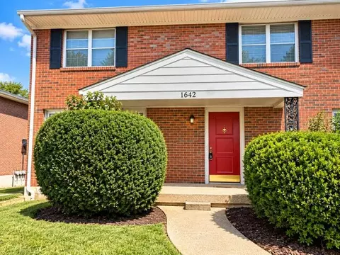 1642 Alexandria Dr, Lexington, KY 40504