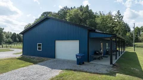 Exterior - 698 Ben Thompson Rd, Eubank, KY 42567 photo 7 of 18
