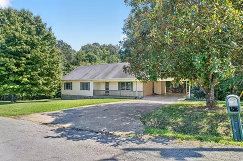 6576 Blue Springs Rd, Cadiz, KY 42211