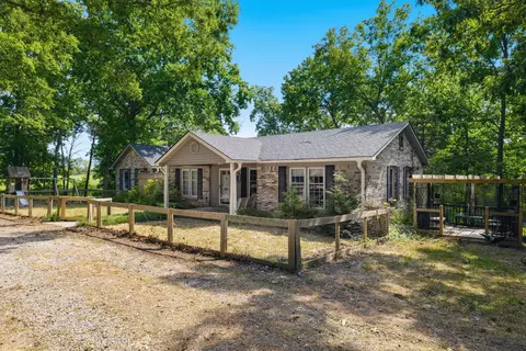 1577 Fairview Rd, Lawrenceburg, KY 40342