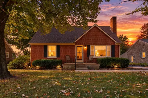 564 Saint Anthony Dr, Lexington, KY 40505