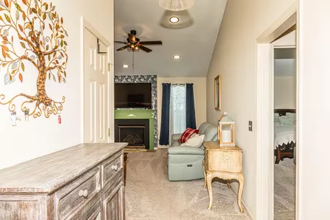 Entry Way - 748 Eureka Dr, Versailles, KY 40383 photo 1 of 2