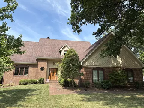 2117 Broadhead Pl, Lexington, KY 40515