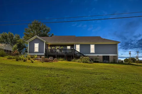 Exterior - 323 Dreyfus Rd, Berea, KY 40403 photo 10 of 19