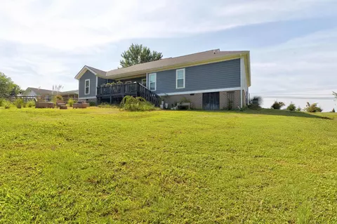 Exterior - 323 Dreyfus Rd, Berea, KY 40403 photo 12 of 19