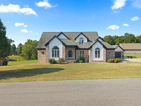 103 Summer Ln, Kuttawa, KY 42055