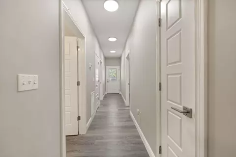 Entry Way - 64 Alexandra Dr, Nancy, KY 42544 photo 2 of 4