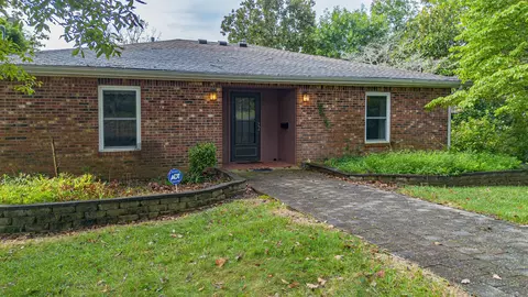 752 Imogene Dr, Gilbertsville, KY 42044