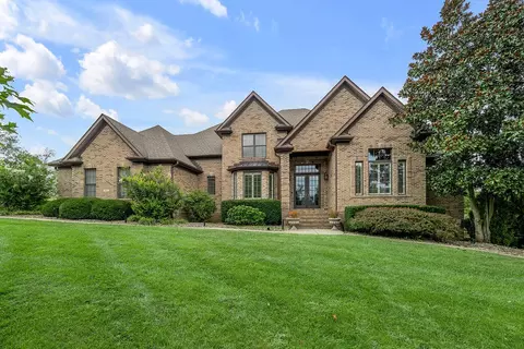 106 Deerfield Cir, Nicholasville, KY 40356