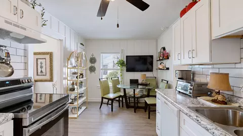Kitchen - 503 S 9th St, Murray, KY 42071 photo 3 of 4