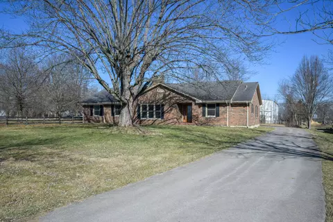 Exterior - 4635 Camargo Rd, Camargo, KY 40353 photo 2 of 4