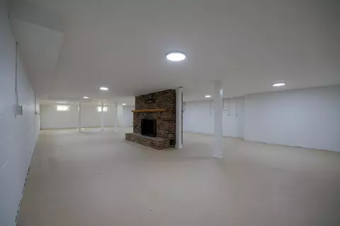 Living - 4635 Camargo Rd, Camargo, KY 40353 photo 14 of 16