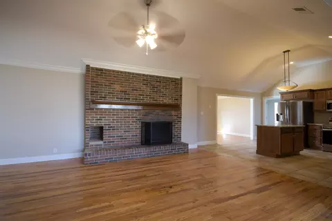 Living - 4635 Camargo Rd, Camargo, KY 40353 photo 6 of 16