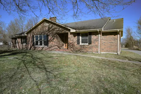 Exterior - 4635 Camargo Rd, Camargo, KY 40353 photo 3 of 4
