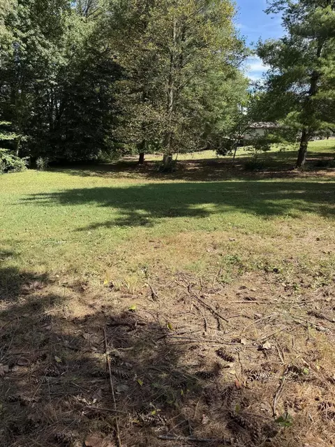 1109 Snow Rd, Russell Springs, KY 42642