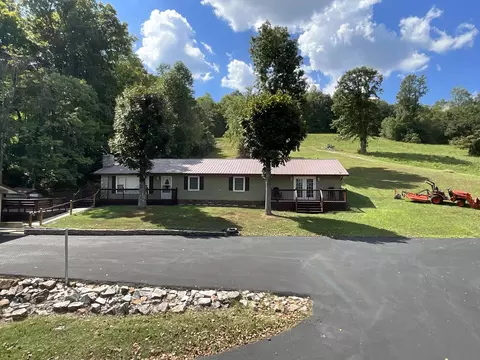 134 Sears Cemetery Rd, Somerset, KY 42501