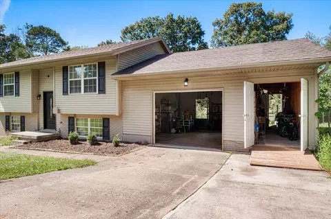 Exterior - 305 Maple St, Corbin, KY 40701 photo 7 of 8