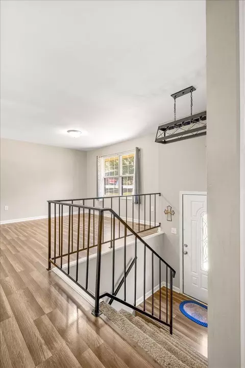 Entry Way - 305 Maple St, Corbin, KY 40701 photo 1 of 2