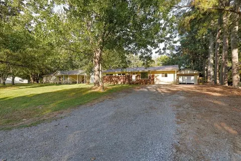 Exterior - 202 Oakcrest Dr, Murray, KY 42071 photo 12 of 12