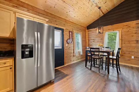 Dining - 1182 Darrell Randall Rd, Stanton, KY 40380 photo 4 of 4