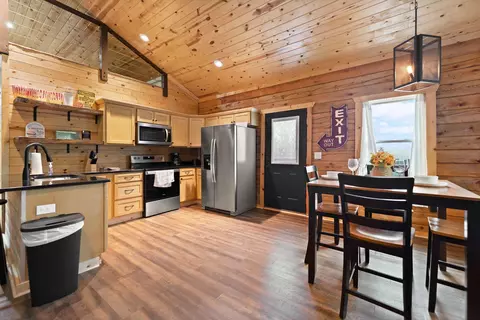 Kitchen - 1182 Darrell Randall Rd, Stanton, KY 40380 photo 1 of 4