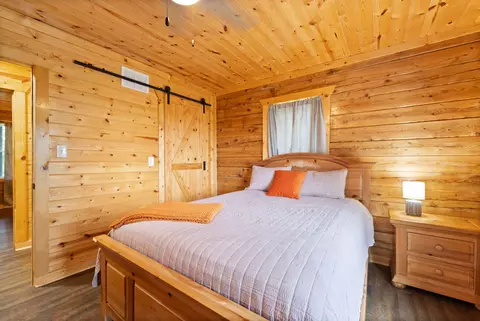 Bedroom - 1182 Darrell Randall Rd, Stanton, KY 40380 photo 8 of 12