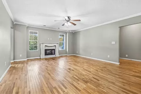 Living - 221 Sandy Hills Ln, Corbin, KY 40701 photo 1 of 23