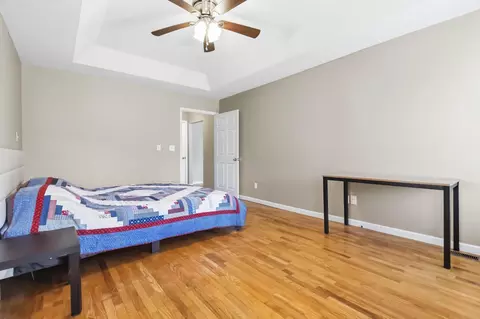 Bedroom - 221 Sandy Hills Ln, Corbin, KY 40701 photo 8 of 13