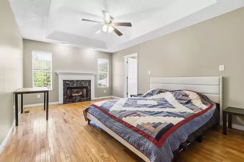Bedroom - 221 Sandy Hills Ln, Corbin, KY 40701 photo 7 of 13