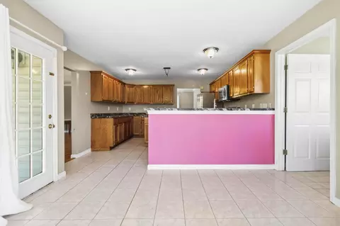 Kitchen - 221 Sandy Hills Ln, Corbin, KY 40701 photo 6 of 6