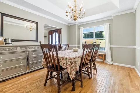 Dining - 221 Sandy Hills Ln, Corbin, KY 40701 photo 2 of 4
