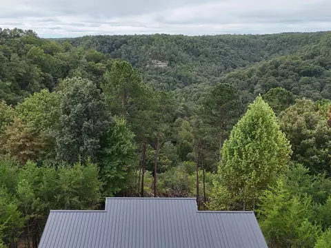 975 Wildcat Ridge Ln, Rogers, KY 41365
