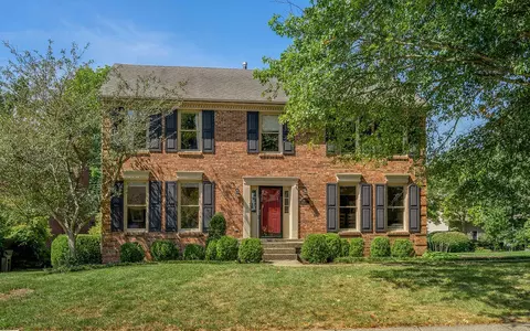 3613 Afton Pl, Lexington, KY 40515