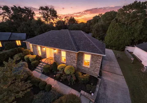 2909 Weissinger Rd, Louisville, KY 40241