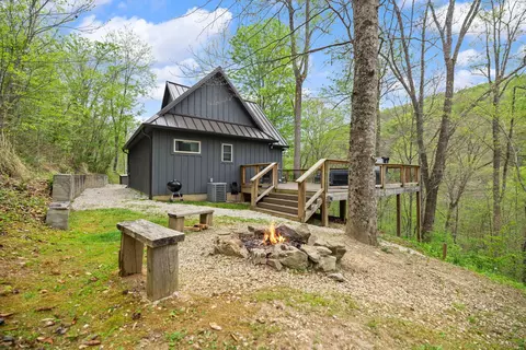 Exterior - 175 Bootleg Rdg, Stanton, KY 40380 photo 11 of 12