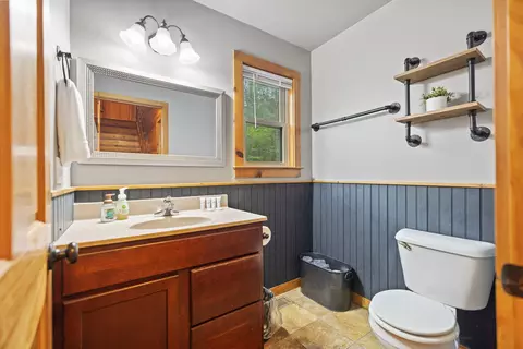 Bath - 175 Bootleg Rdg, Stanton, KY 40380 photo 3 of 5