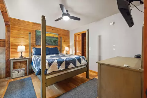 Bedroom - 175 Bootleg Rdg, Stanton, KY 40380 photo 1 of 8