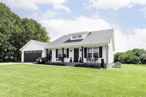 Exterior - 220 John Purdom Dr, Almo, KY 42020 photo 2 of 7