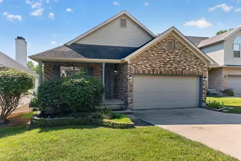 3253 Royal Troon Rd, Lexington, KY 40509