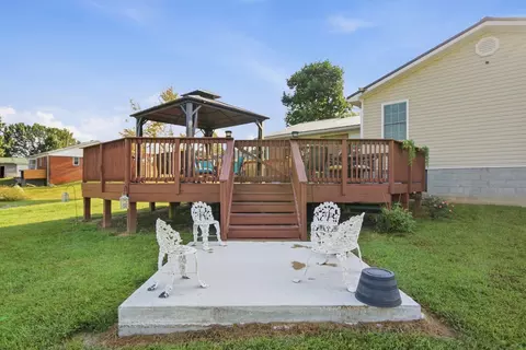 Exterior - 621 Copper Creek Rd, Berea, KY 40403 photo 13 of 17