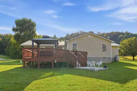 Exterior - 621 Copper Creek Rd, Berea, KY 40403 photo 15 of 17