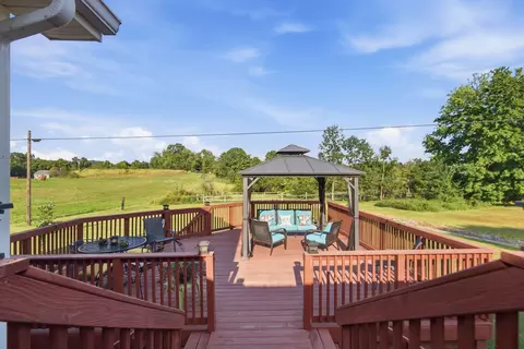Exterior - 621 Copper Creek Rd, Berea, KY 40403 photo 8 of 17