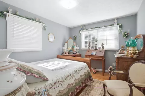 Bedroom - 621 Copper Creek Rd, Berea, KY 40403 photo 6 of 6