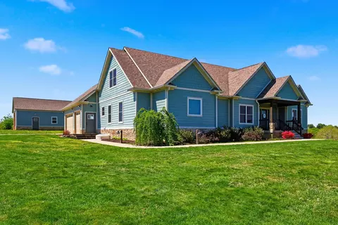 Exterior - 100 Collins Risk Rd, Georgetown, KY 40324 photo 5 of 19
