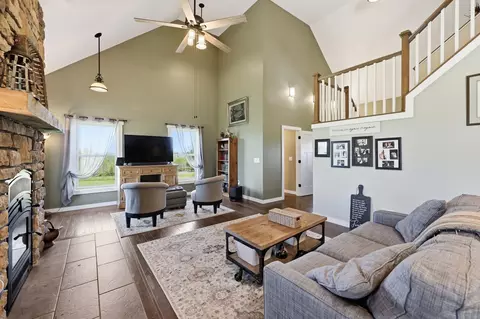 Living - 100 Collins Risk Rd, Georgetown, KY 40324 photo 3 of 4