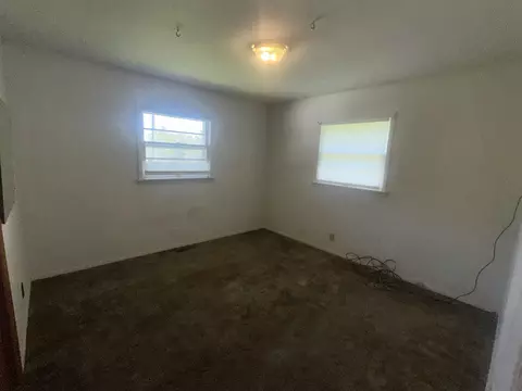 Bedroom - 59 Pope Dr, Murray, KY 42071 photo 2 of 3