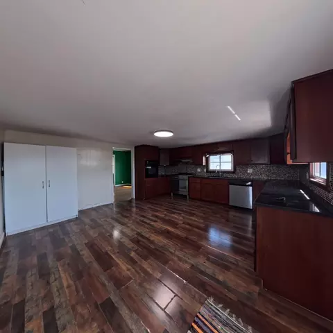 Kitchen - 628 Cantrill St, Irvine, KY 40336 photo 2 of 5