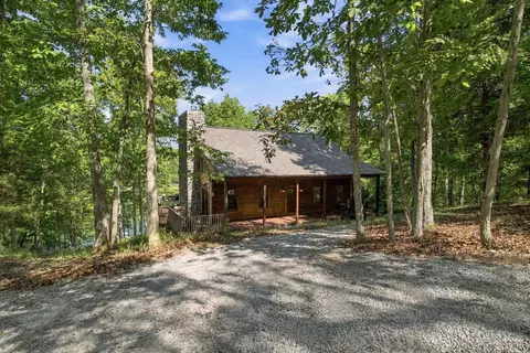 165 S Deerlake Path, Sadieville, KY 40370